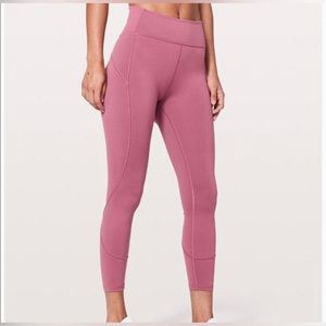 Lululemon in movement 7/8 -Size 6